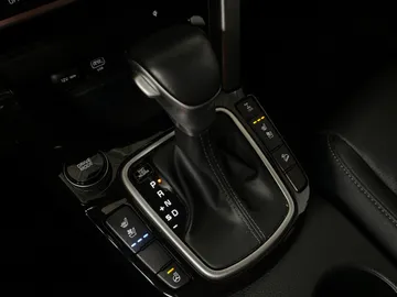 2023 Kia Seltos - image 31
