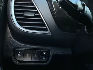 2022 Kia Seltos - image 31