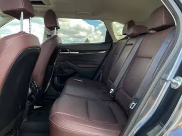 2022 Kia Seltos - image 16