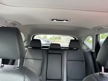 2024 Kia Seltos - image 8
