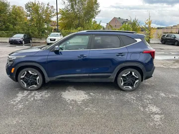 2024 Kia Seltos - image 6