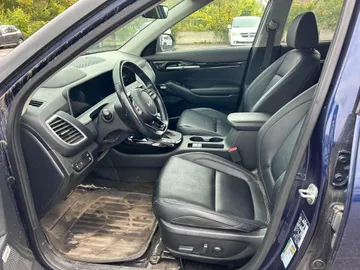 2024 Kia Seltos - image 8