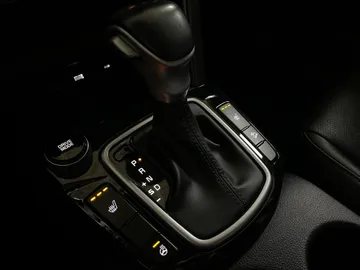 2024 Kia Seltos - image 25
