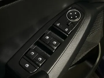 2024 Kia Seltos - image 22