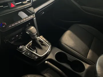 2024 Kia Seltos - image 22