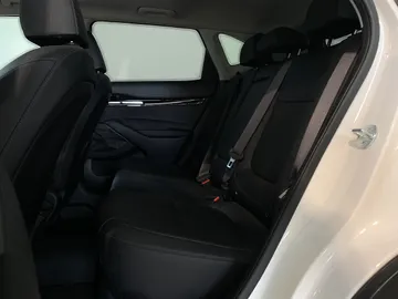 2024 Kia Seltos - image 14