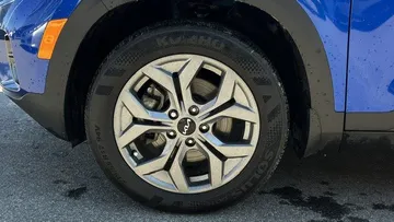 2024 Kia Seltos - image 7
