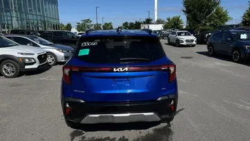 2024 Kia Seltos - image 6