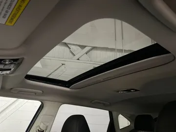 2024 Kia Seltos - image 11