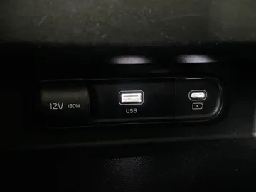 2024 Kia Seltos - image 27