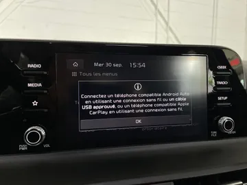2024 Kia Seltos - image 25