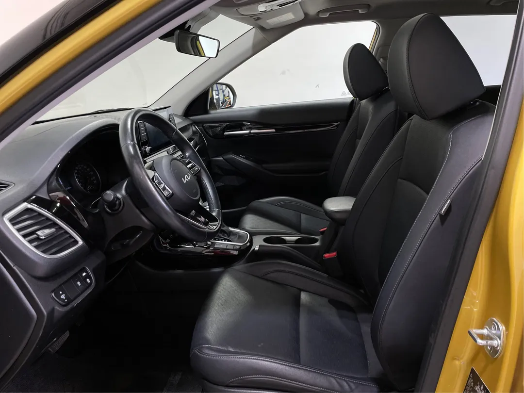 2023 Kia Seltos — photo 3