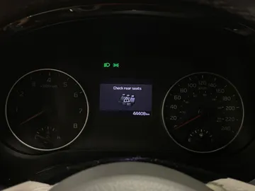 2023 Kia Seltos - image 28