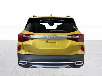 2023 Kia Seltos - image 13
