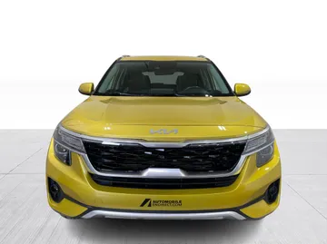 2023 Kia Seltos - image 9