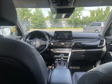 2021 Kia Seltos - image 9