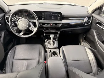 2024 Kia Seltos - image 9