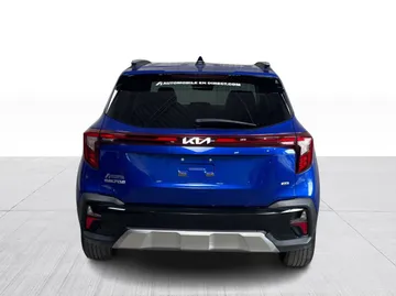 2024 Kia Seltos - image 13