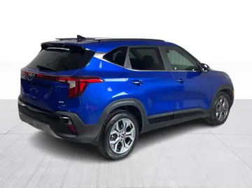 2024 Kia Seltos - image 15