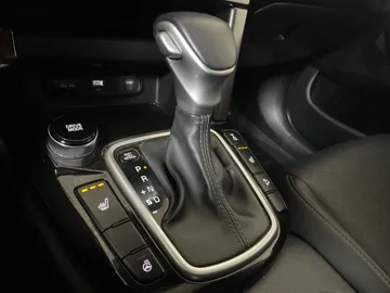 2024 Kia Seltos - image 26