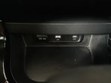 2024 Kia Seltos - image 28