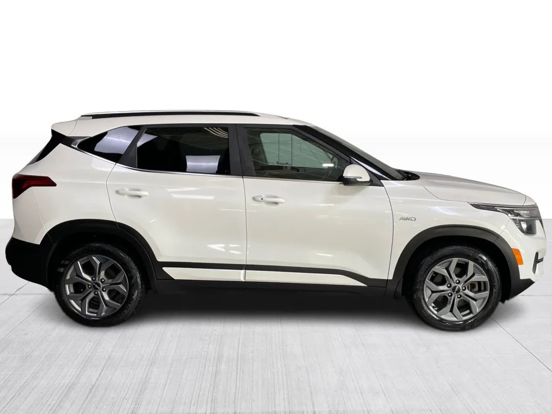 2021 Kia Seltos — photo 2