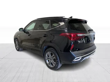 2023 Kia Seltos - image 12