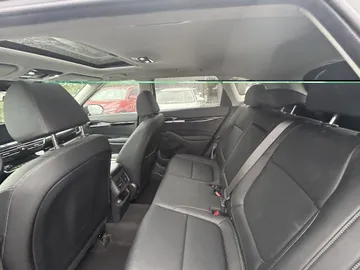 2023 Kia Seltos - image 8