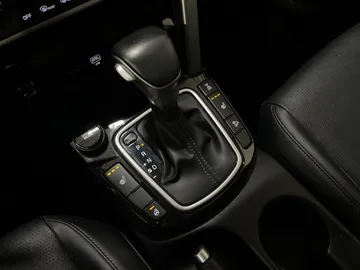 2023 Kia Seltos - image 26