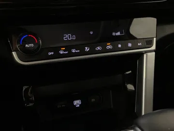 2023 Kia Seltos - image 21