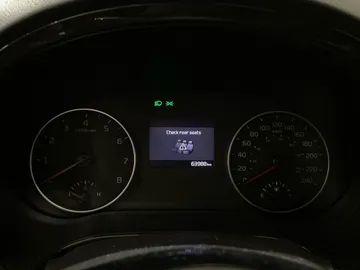 2023 Kia Seltos - image 28