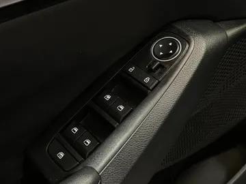2023 Kia Seltos - image 23
