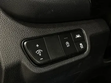 2023 Kia Seltos - image 27