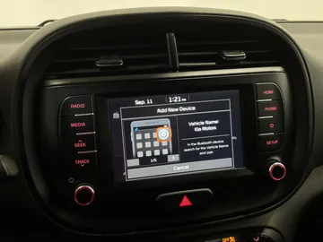 2021 Kia Soul - image 21