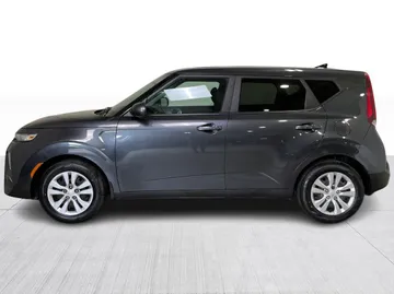 2021 Kia Soul - image 6