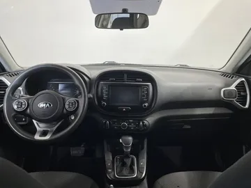 2021 Kia Soul - image 16