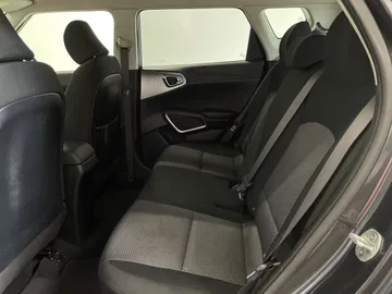 2021 Kia Soul - image 11