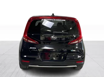 2021 Kia Soul EV - image 12