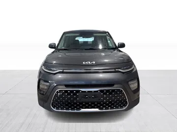 2022 Kia Soul - image 9