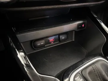 2022 Kia Soul - image 28