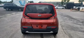 2020 Kia Soul - image 6