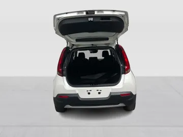 2021 Kia Soul - image 13