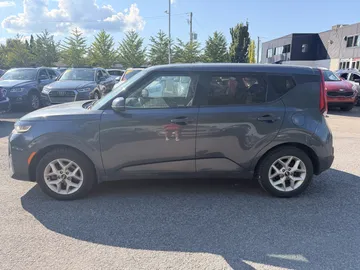 2020 Kia Soul - image 4