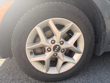2020 Kia Soul - image 7
