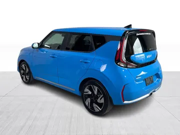 2023 Kia Soul - image 12