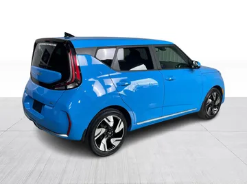 2023 Kia Soul - image 15