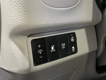 2018 Kia Soul EV - image 25