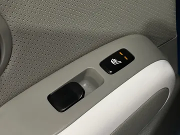 2018 Kia Soul EV - image 27