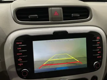 2018 Kia Soul EV - image 18