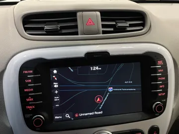 2018 Kia Soul EV - image 26